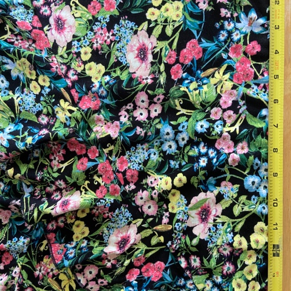 H&M skirt - Picture 3 of 3